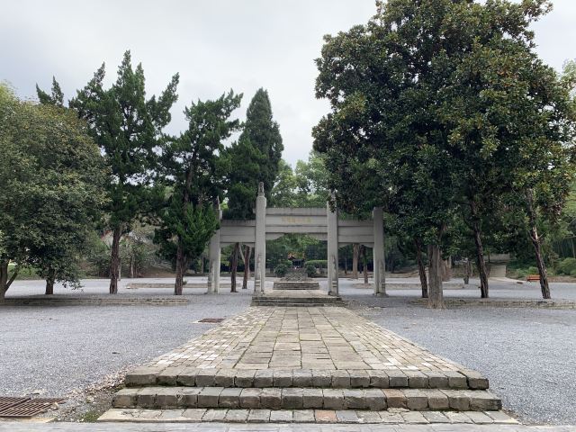 辽王墓旅行图片 1