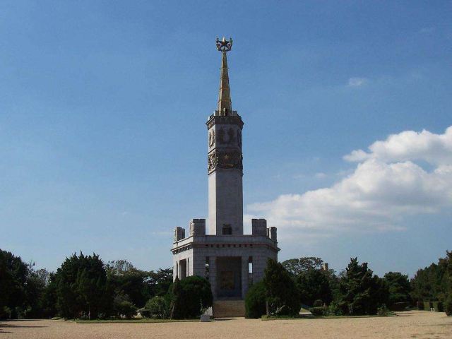 胜利塔旅行图片 1