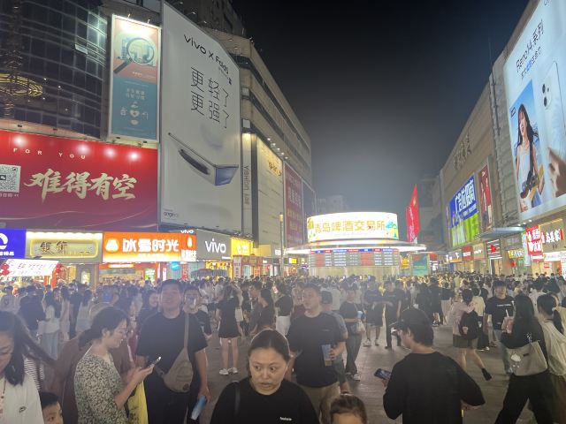 紫阳民宿(台东步行街啤酒街二店)旅行图片 2