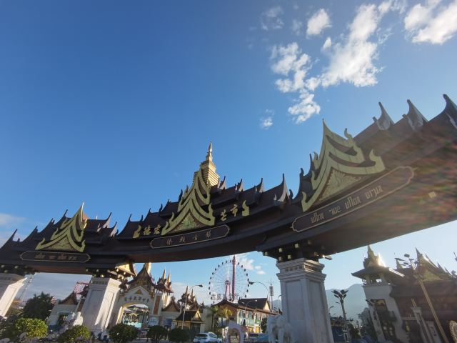傣族古镇旅行图片 1