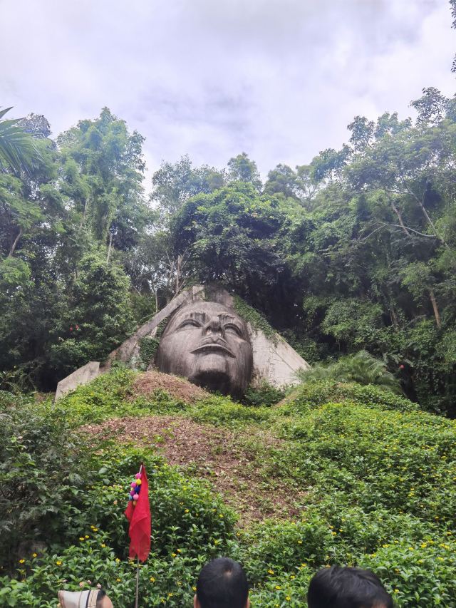 基诺山寨景区旅行图片 1