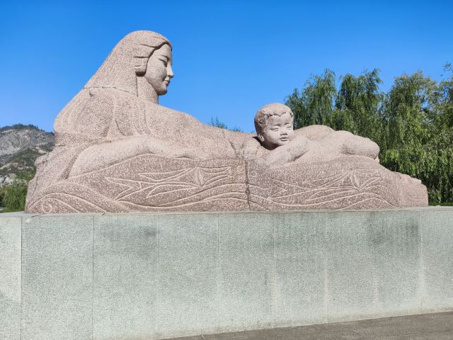 黄河母亲雕塑旅行图片 1