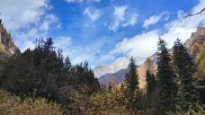 四姑娘山长坪沟景区-幺妹峰-小金-大头happy