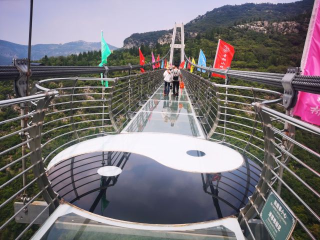 青铜山大峡谷旅行图片 3