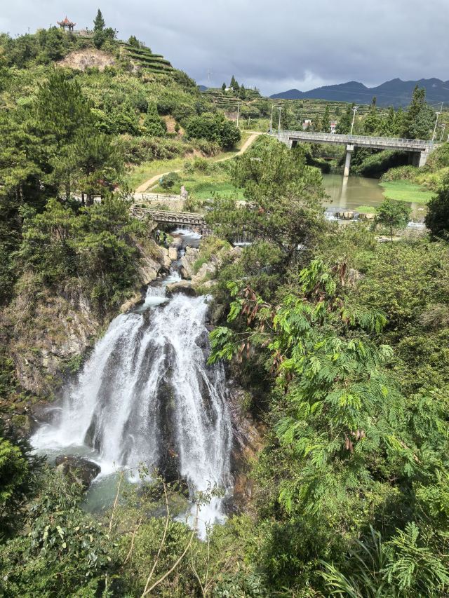 五狮岩瀑布旅行图片 1