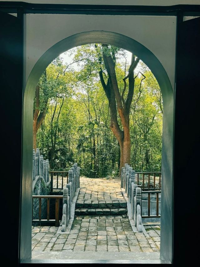 辽王墓旅行图片 2
