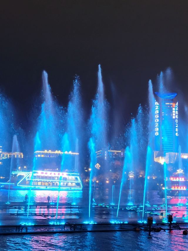 柳江大型音乐喷泉旅行图片 1