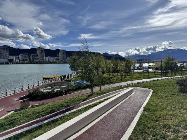 拉萨滨河公园旅行图片 6