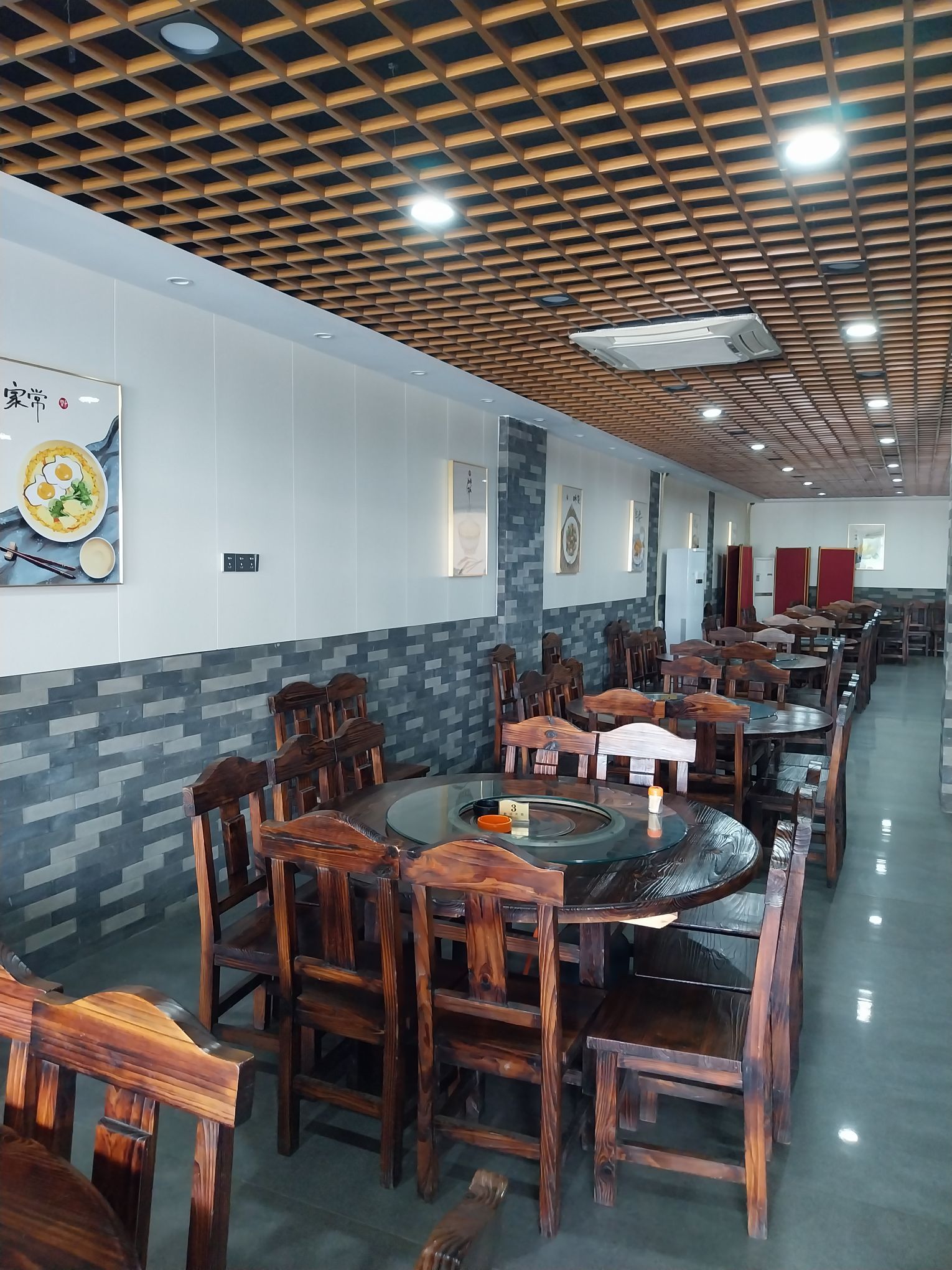 李子山庄餐厅图片