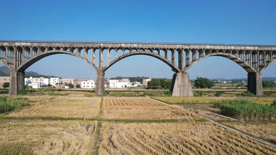 羅定長崗坡渡槽