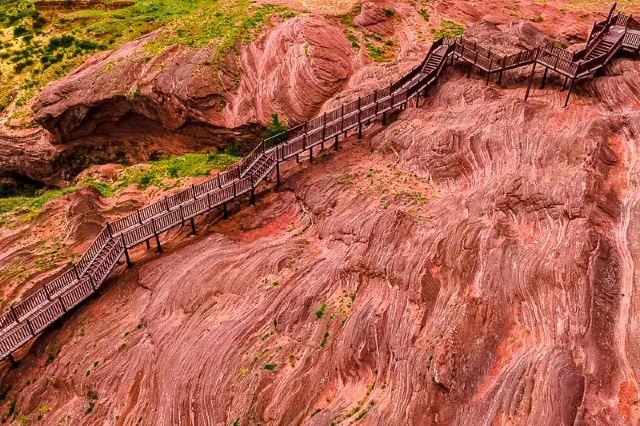 公格沟丹霞地貌旅行图片 1