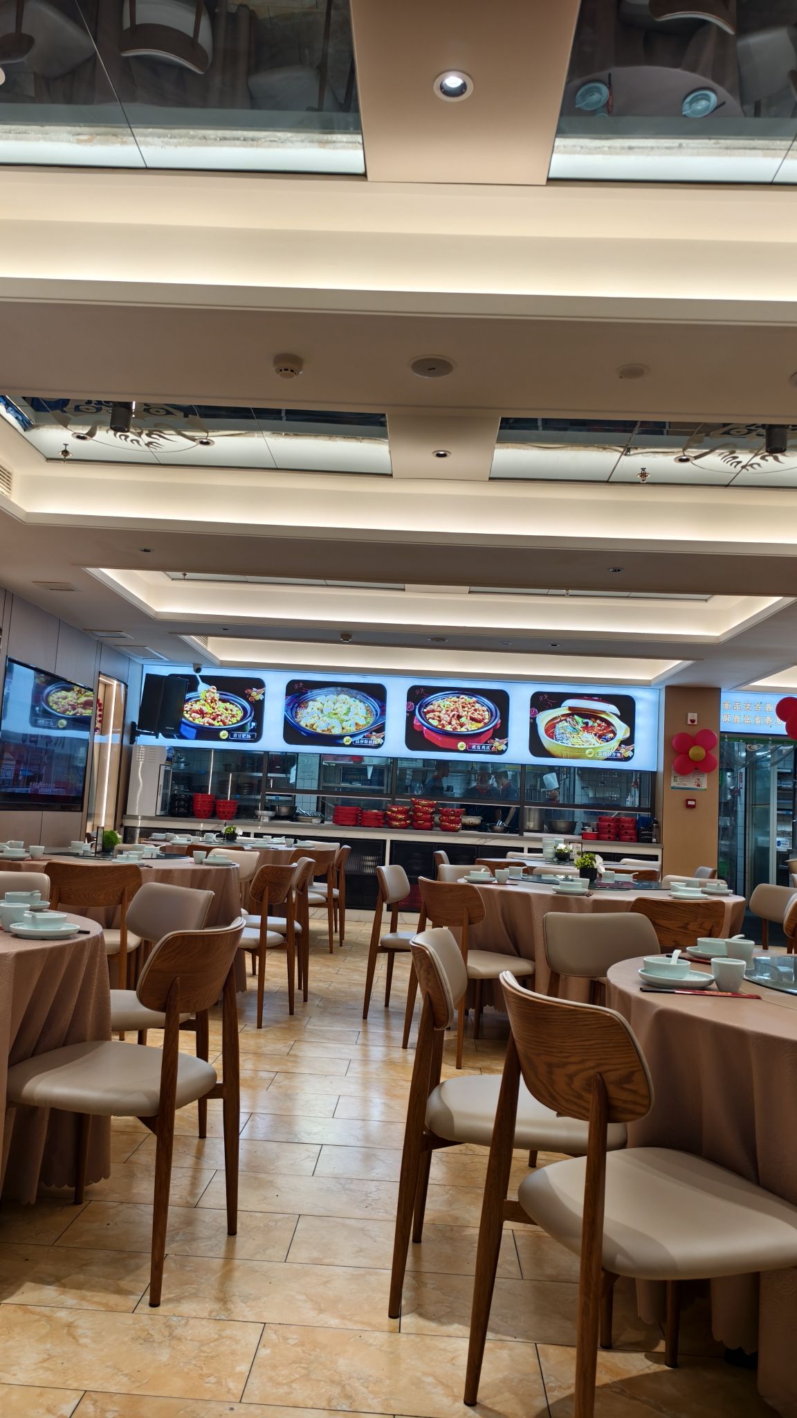 金洲美食(党校路店)餐厅图片