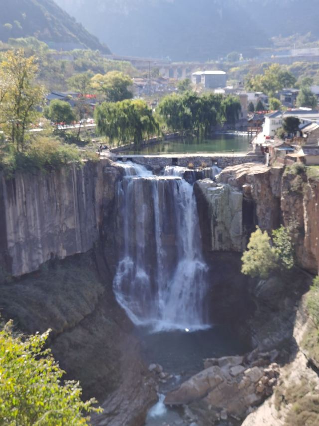 虹霓瀑布旅行图片 3