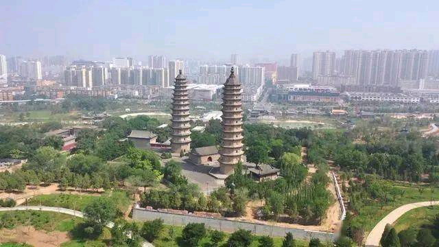 双塔公园旅行图片 1