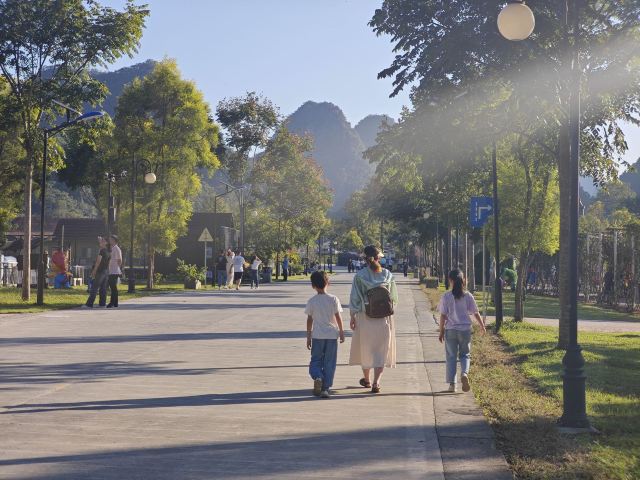 矮马小镇旅行图片 1