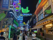 青云市集-贵阳-开心就好灬