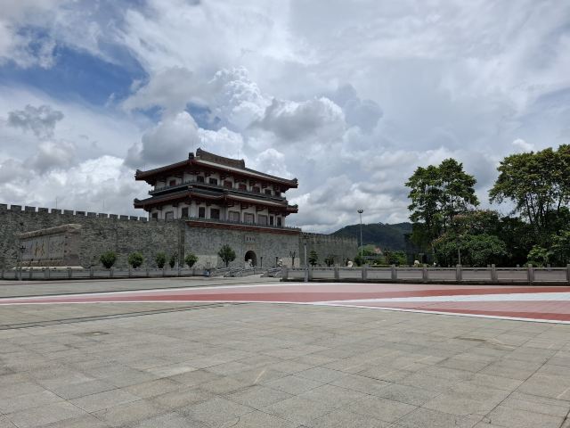 揭阳楼广场旅行图片 1