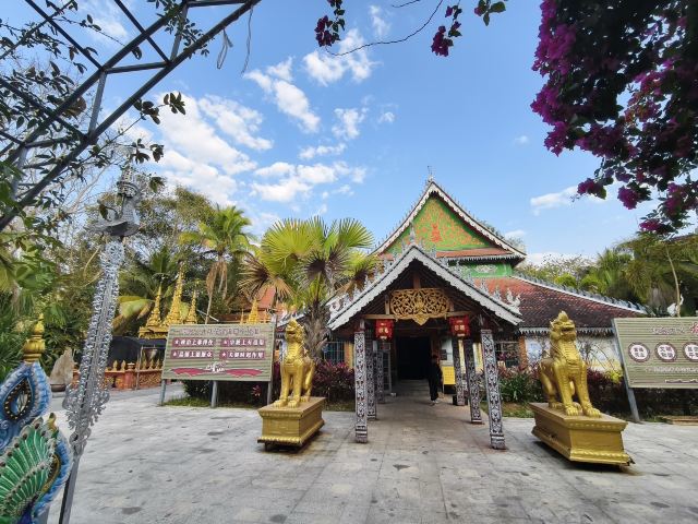 勐腊县瓦龙总佛寺旅行图片 3