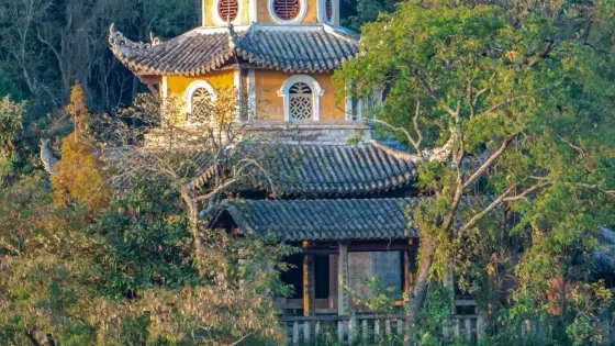 貴州安龍招提國家濕地公園-半山亭