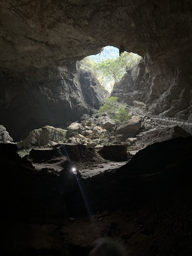 弄响天坑旅行图片 1