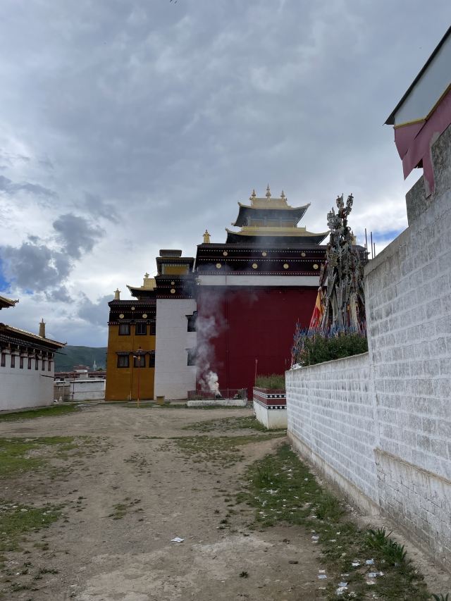 格尔登寺院旅行图片 1
