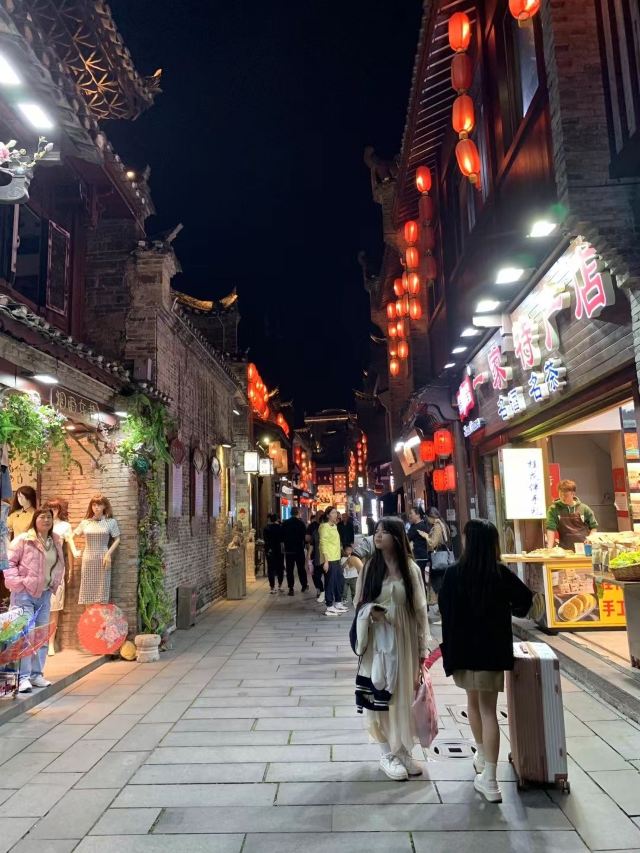桂林东西巷游玩攻略简介,桂林东西巷门票/地址/图片/开放时间/照片/门票价格【携程攻略】