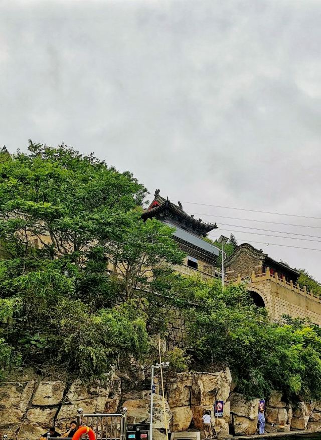 黑龙洞旅行图片 1