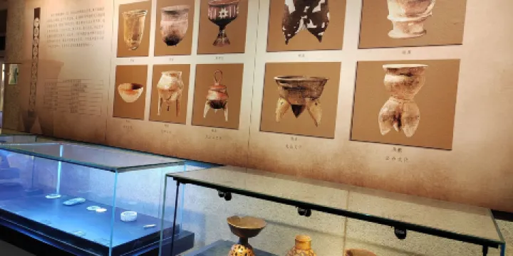 城子崖遺址博物館