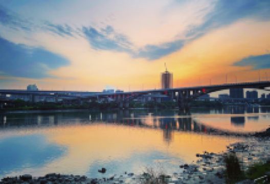 新店溪河滨公园景点图片