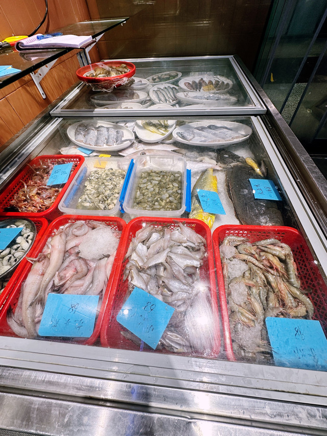 上海美食推荐清单|有一处充满烟火气的所在——象山海鲜华拓店