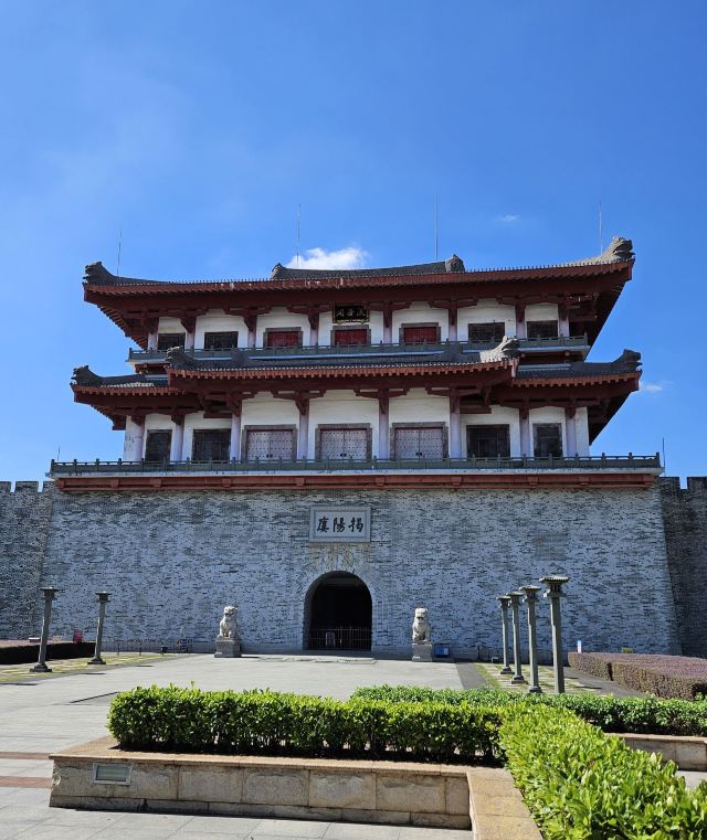 揭阳楼广场旅行图片 1