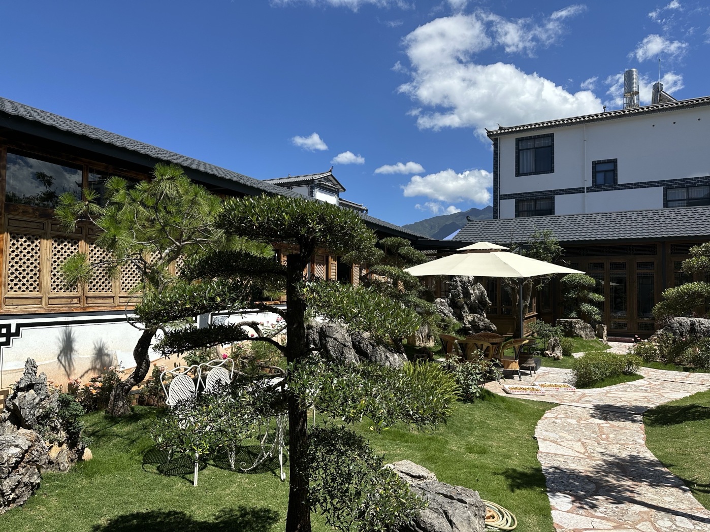 鹤庆丽府餐厅餐厅图片