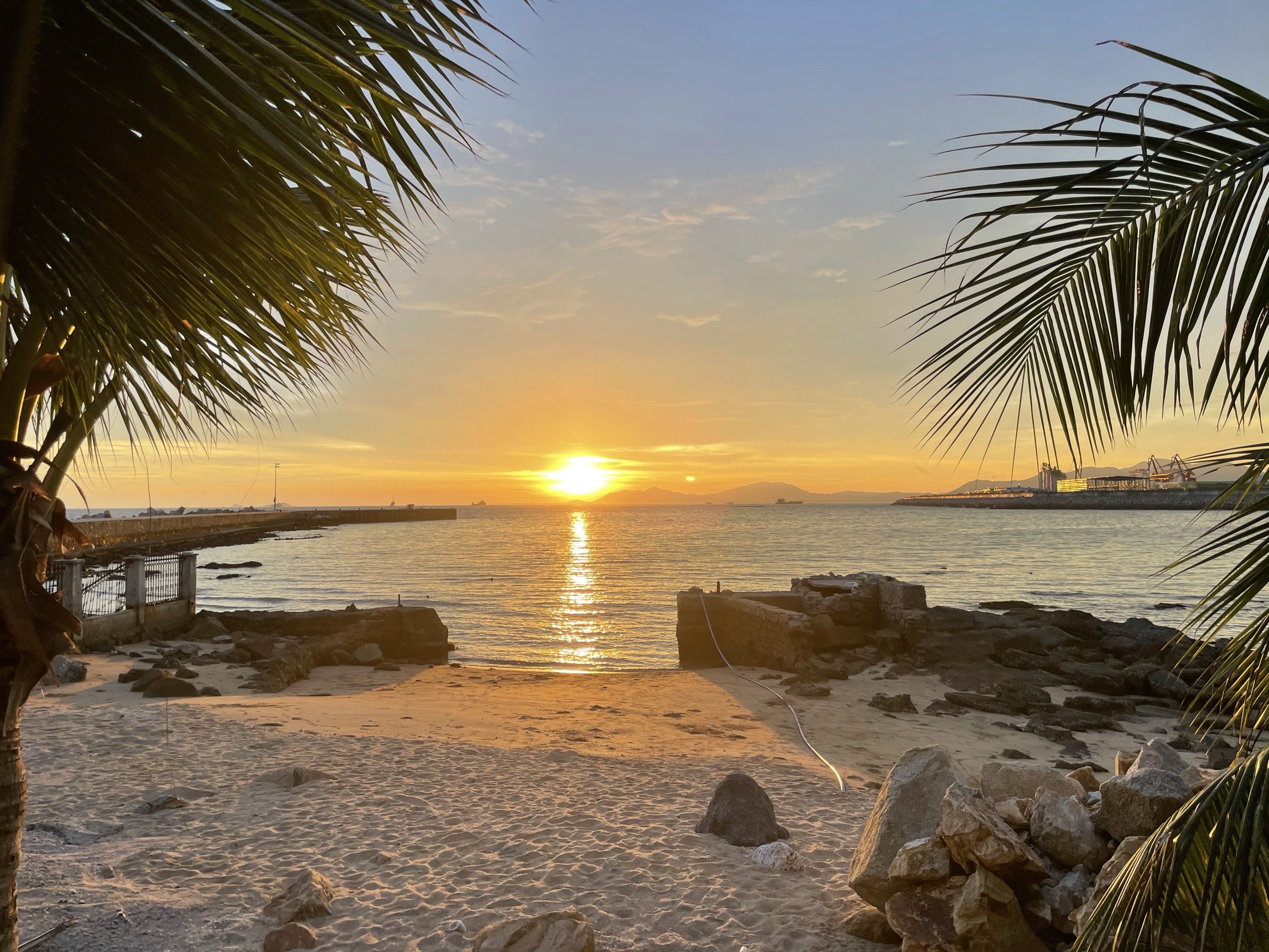 阿龙海鲜农家乐·三亚老字号(南山海边店)餐厅图片