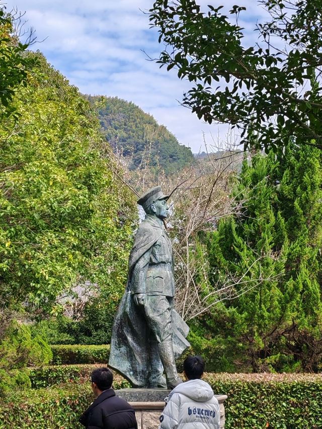 人间弥勒旅行图片 3