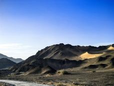 多坝沟胡杨峡景区-阿克塞-枫深雪