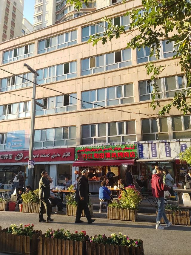 汗腾格里清真寺(不对外开放)旅行图片 2