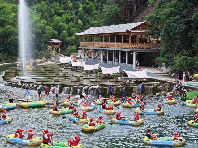 乌云界两溪口漂流生态旅游区旅行图片 1