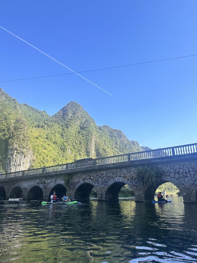 九顿溢流天窗群旅行图片 2