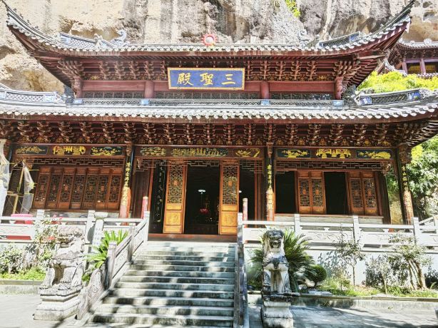 明岩古寺
