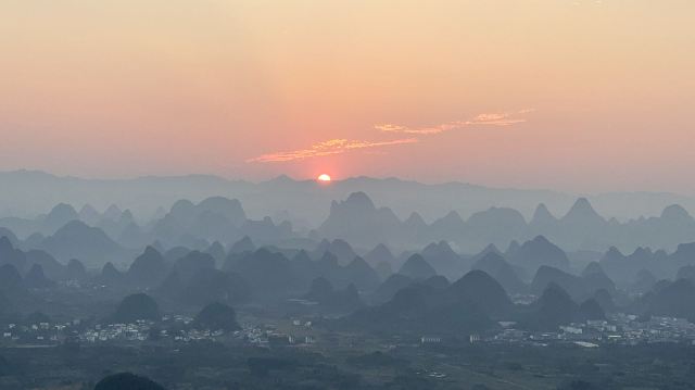 千里江山图大型水墨画打卡地旅行图片 1