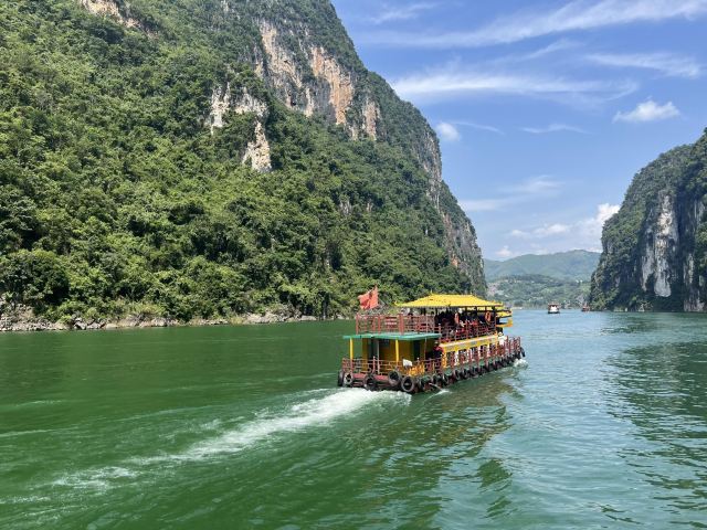万峰湖红椿船舶旅游乘船区旅行图片 3