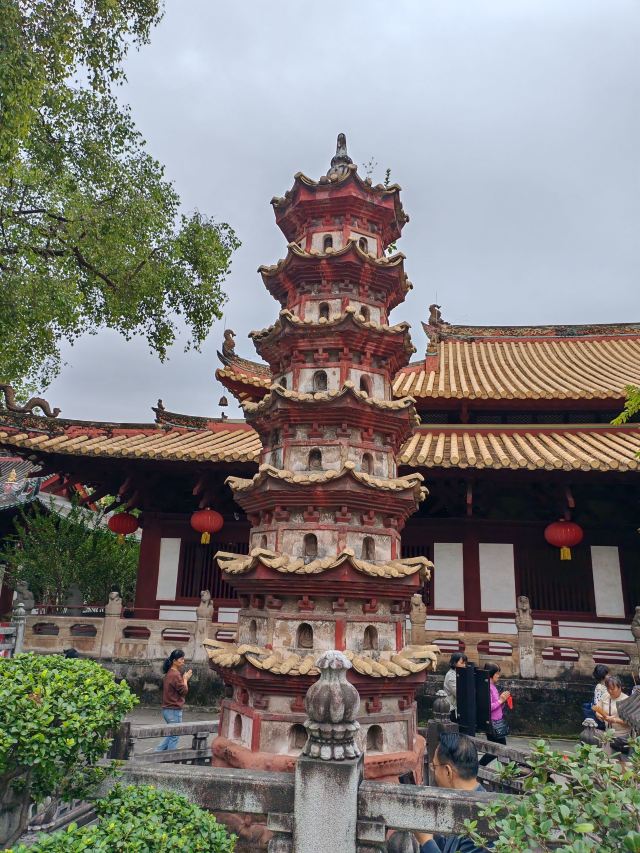 广州光孝寺游玩攻略简介,广州光孝寺门票/地址/图片/开放时间/照片/门票价格【携程攻略】