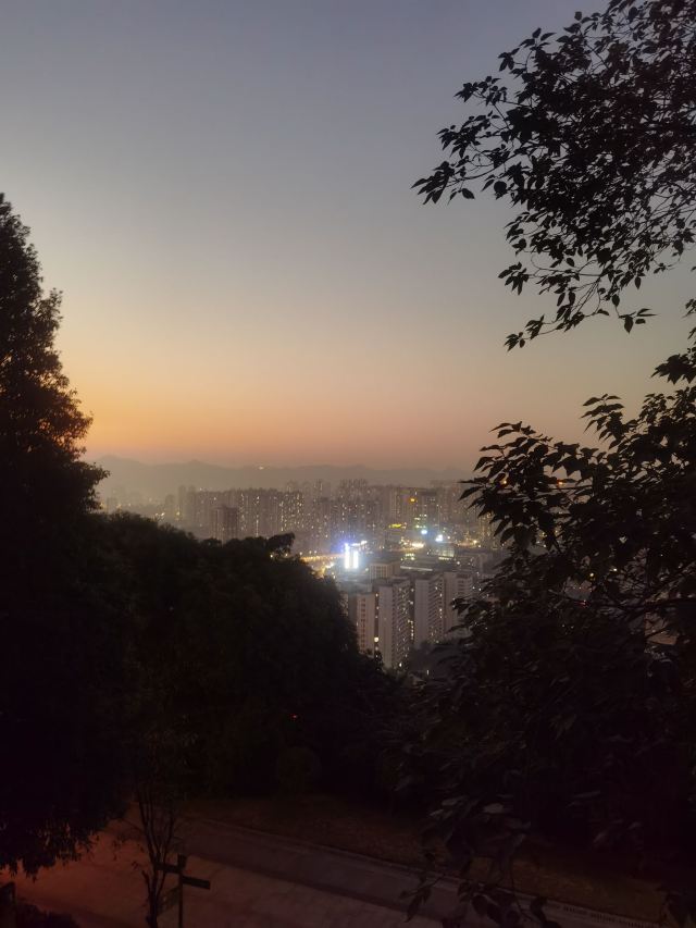重庆朝天门广场旅行图片 1