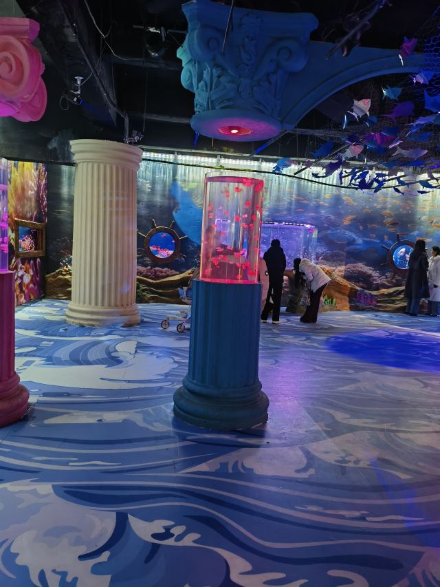 秦皇岛新澳海底世界旅行图片 1