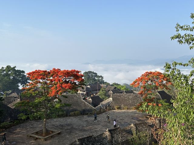 翁基布朗族古寨旅行图片 1