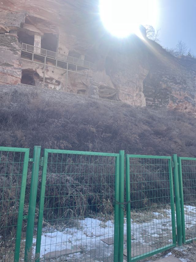 罗汉洞石窟旅行图片 2