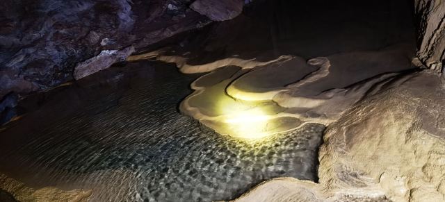 月亮水岩景区旅行图片 7