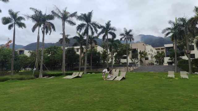 春沐源小镇·青苹果大草坪旅行图片 1