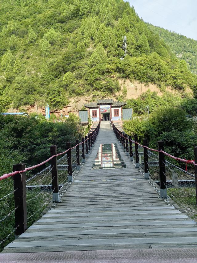 灵官峡景区旅行图片 1