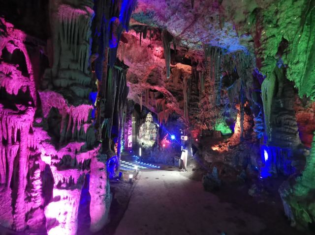 灵巫洞景区旅行图片 1